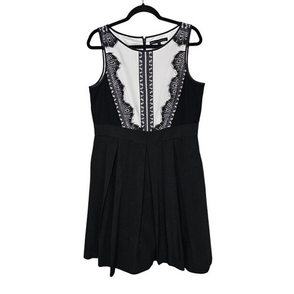 White House Black Market Dresses & Skirts - WHBM Black White Lace Trim Fit Flare Dress 12 Pockets Sleeveless Pleated Party ~